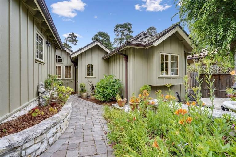 Cabin Carmel-by-the-Sea