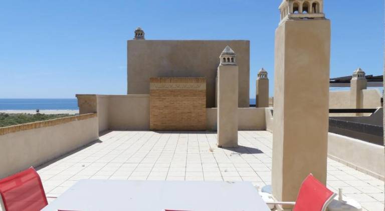 Holiday apartment with pool — photo 5