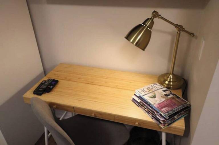 Apartment  Thornhill
