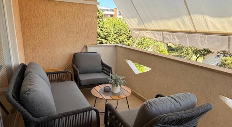 Apartment with yard, terrace & grill — photo 5
