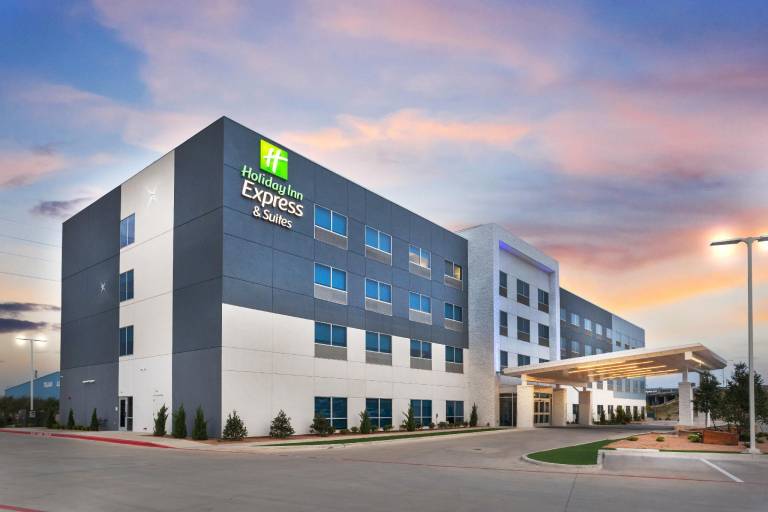 Holiday Inn Express & Suites Waco Downtown By IHG in Waco, TX
