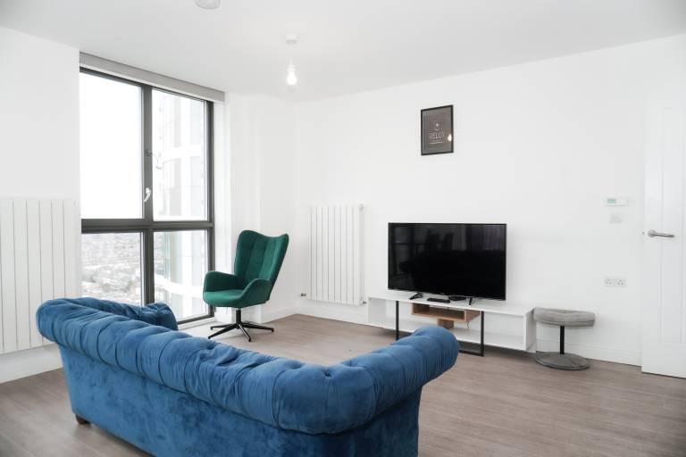 2BR 360 views Balcony Parking WiFi SmartTV