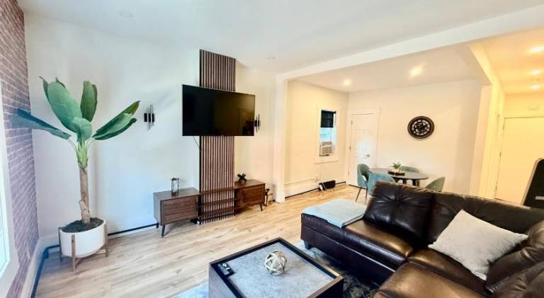 Rental apartment with 2 rooms for 4 persons in Moncton, NB
