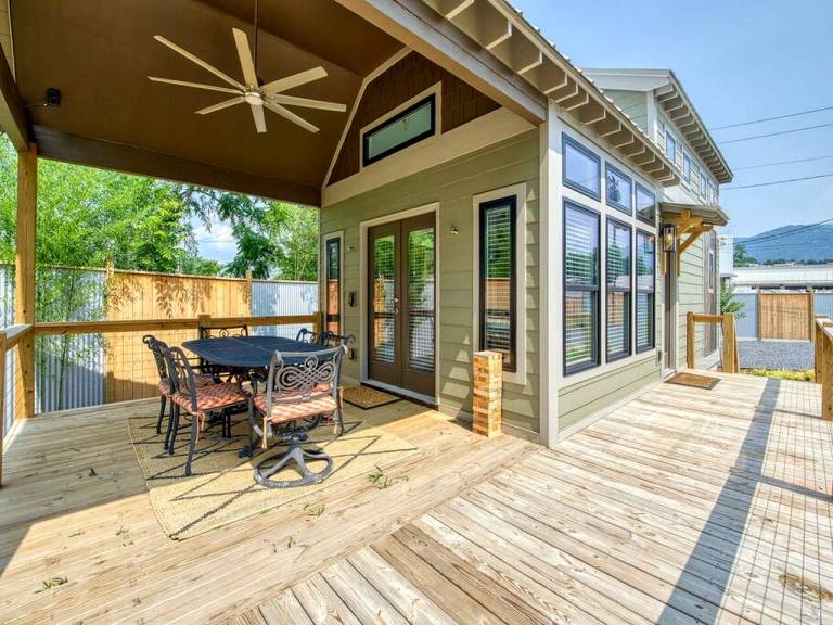 House  Waynesville