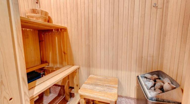 Luxury Suites with sauna by Rikas Hotels — photo 4