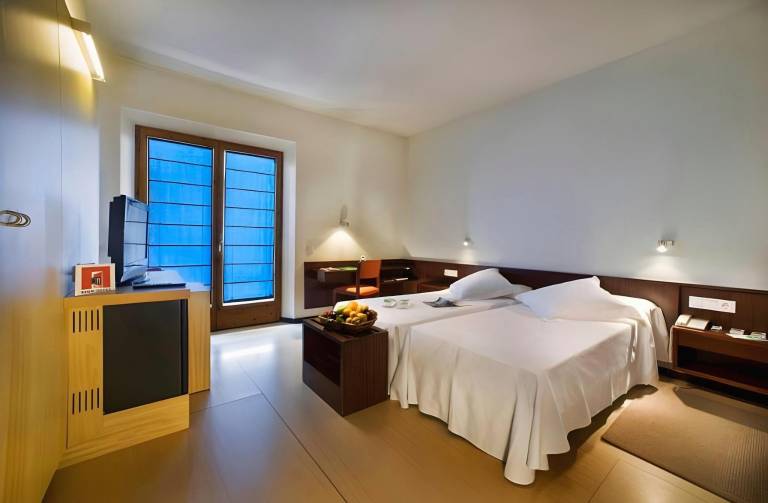 Hotel Emporda Figueres — photo 2