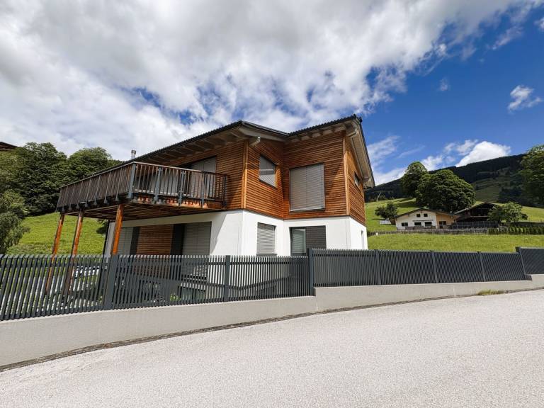 Ferienwohnung in Saalbach für max. 3 Personen Ferienwohnung in Saalbach für max. 3 Personen