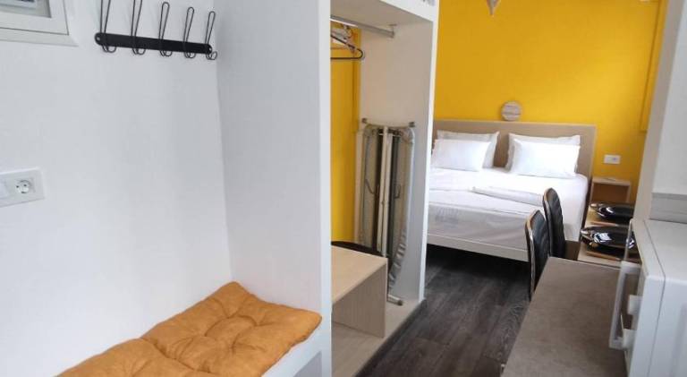 Apartment with 1 room for 2 persons in Aigialeia