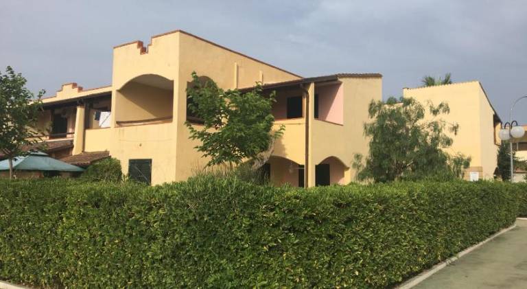 Vacation home with patio & yard in Matera