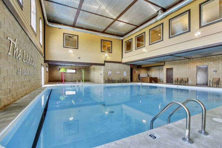 Condo Silver Dollar City