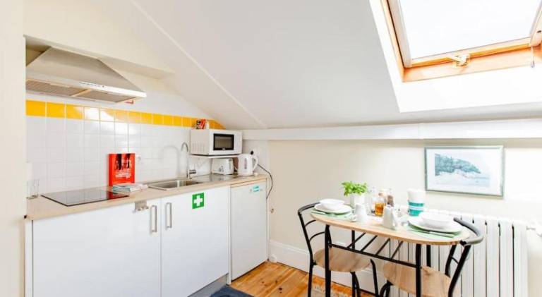 Rental apartment | Near Monastery of Santa Cruz | Pets allowed — photo 4