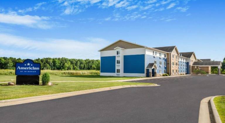 AmericInn by Wyndham Wausau — photo 3
