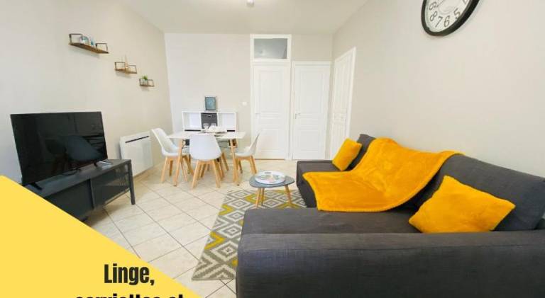 Rental apartment with 1 room for 4 persons in Roanne