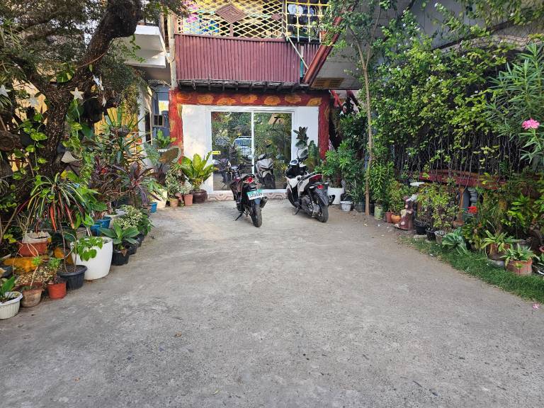Traditional Filipino Home near 100 Islands Wharf in Alaminos