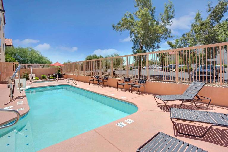 Baymont by Wyndham Tucson Airport — photo 4