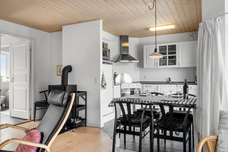 Fully equipped nice house with barbecue, sauna & terrace | Next to the beach | Pets allowed — photo 2
