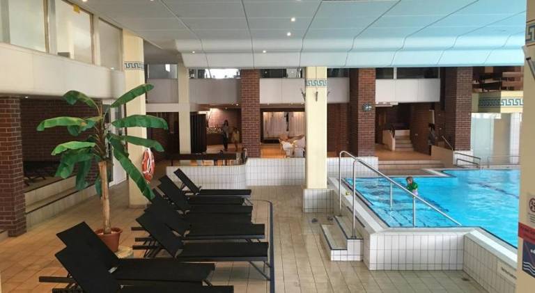 Rental apartment with pool — photo 4