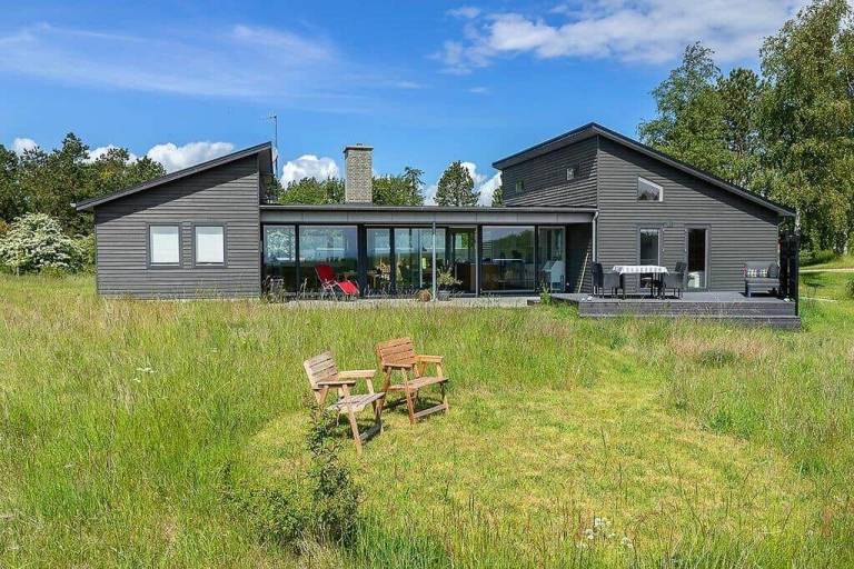 Feriehus  Helgenæs