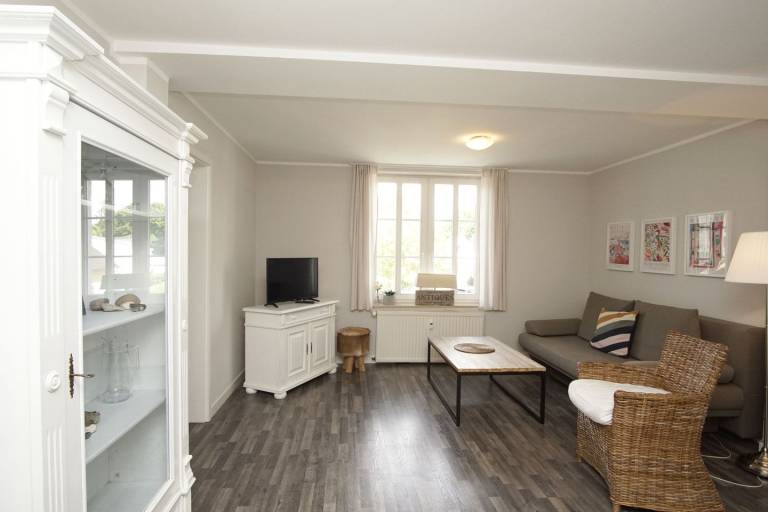 Ferienwohnung im Bäderstil mit Wintergarten - Villa Maria FeWo Marianne 35 — photo 3