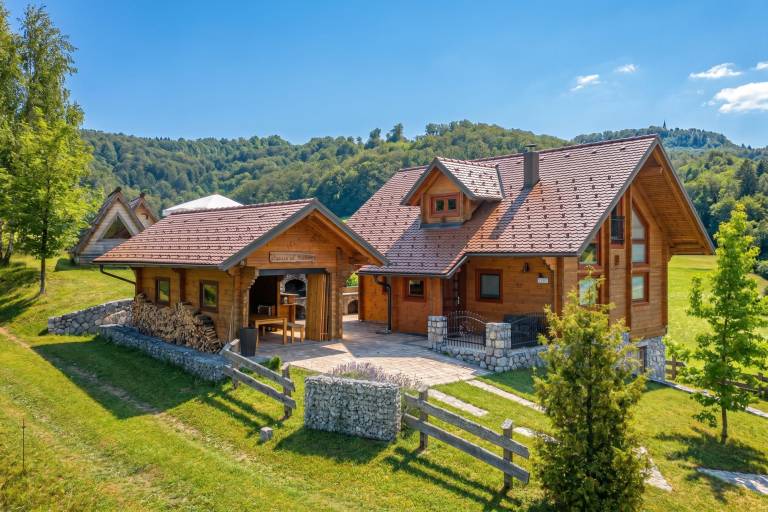 Chalet  Tajhte