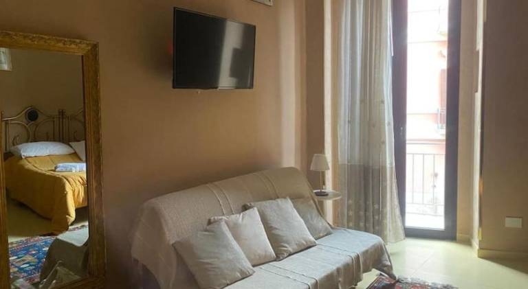 Apartment with 1 room for 4 persons — photo 2