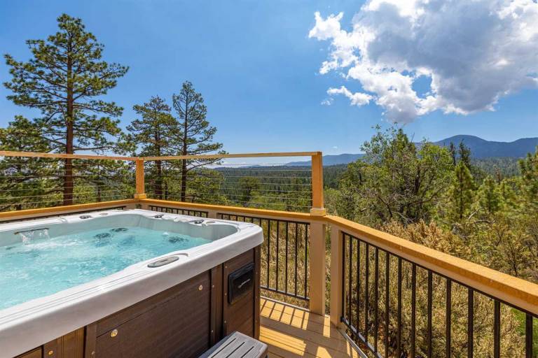 House with grill & jacuzzi — photo 3