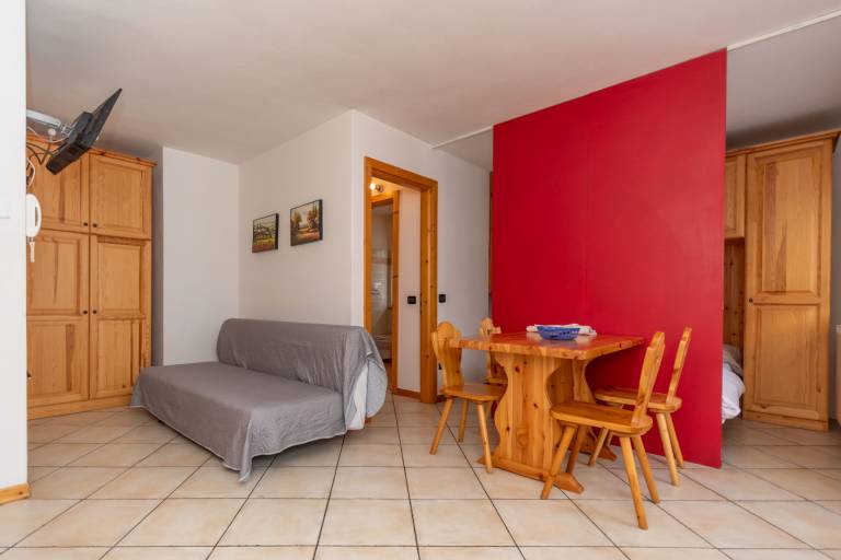 Studio for 4 persons — photo 3