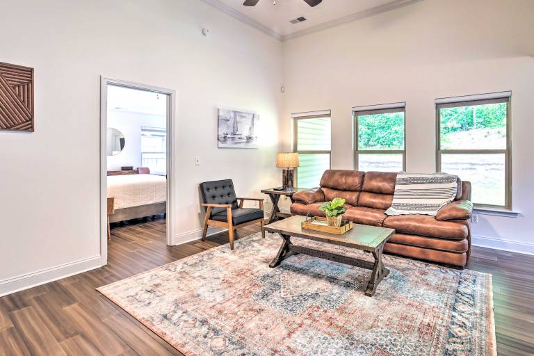 Family-Friendly Calera Getaway w/ Game Room! — photo 4