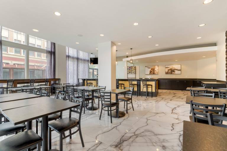 Hotel Gibbs Downtown Riverwalk — photo 3