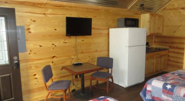 All Tucked Inn Cabins 2 — photo 2