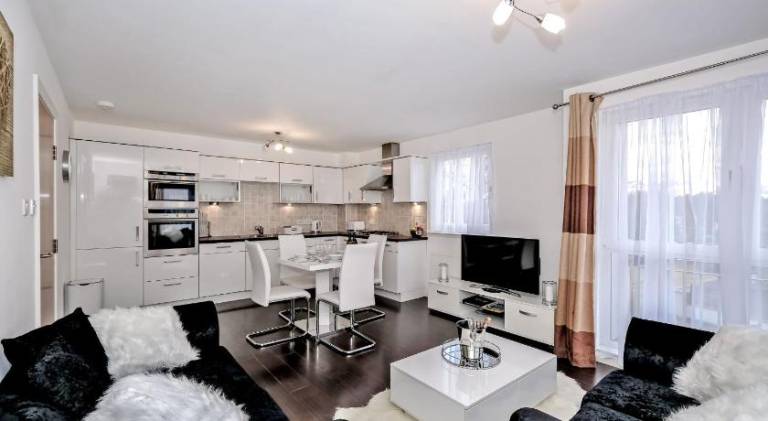 Rental apartment with garden — photo 2