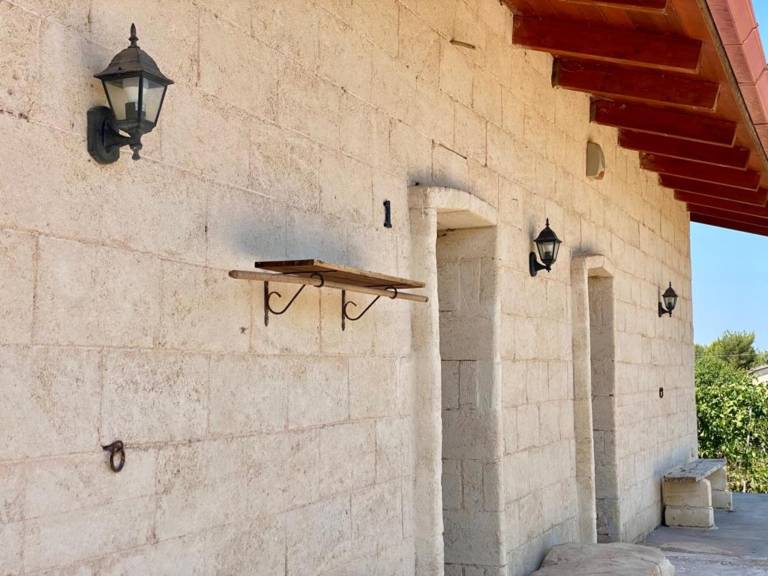 House with yard & barbeque | Garden view in Andria
