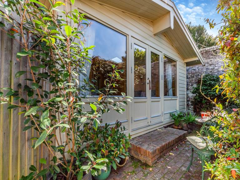 Cottage Burgess Hill