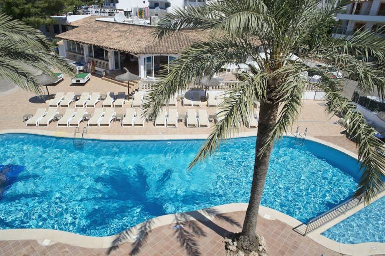 Aparthotel  Cala Marsal