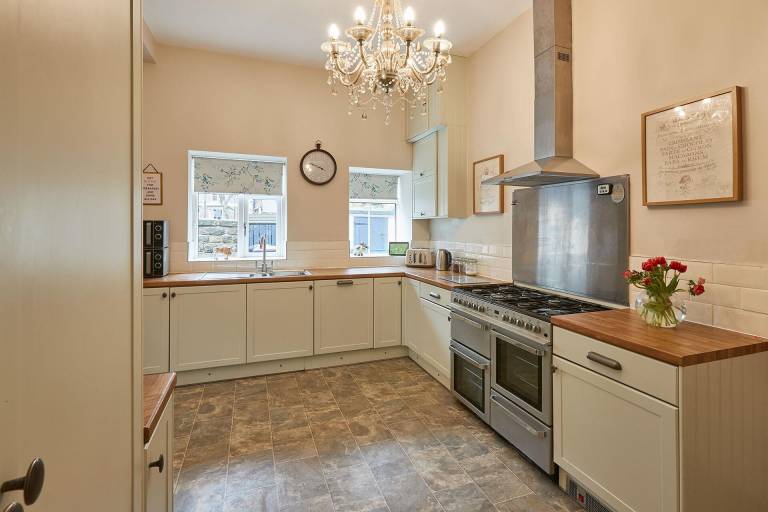 Child-friendly vacation home with terrace | Pets allowed — photo 5