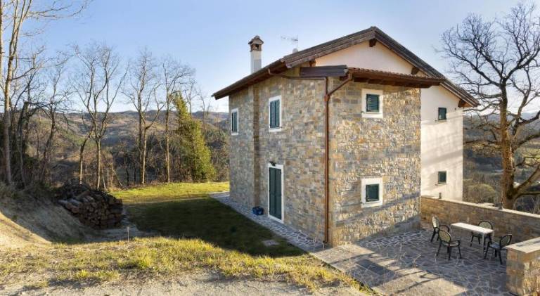 Villa with pool — photo 3