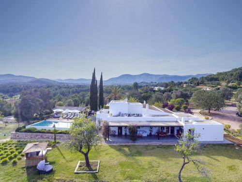 Villa  Es Canar