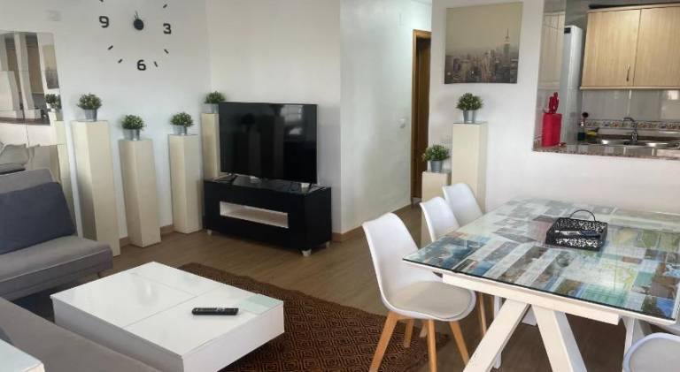 Apartment with pool | Perfect for remote work — photo 2