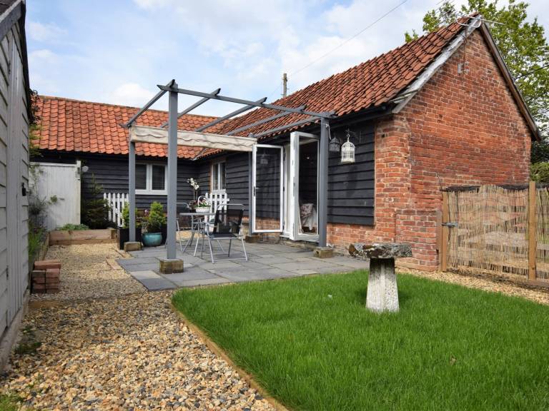Cottage  Garvestone