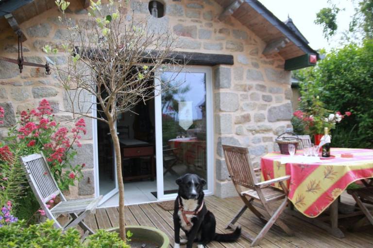 Wonderful gite with patio, BBQ & garden | Pet-friendly — photo 3
