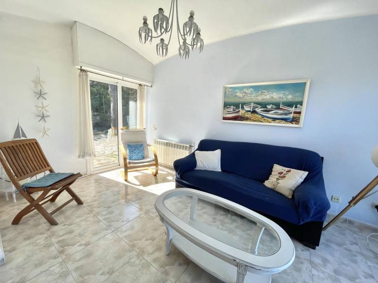 Pleasant villa with yard & patio | Sea view | Pets are welcome — photo 4