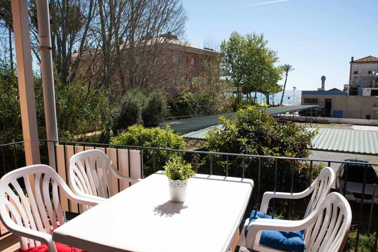 Cozy location with sea view in S'Agaró m beach — photo 5