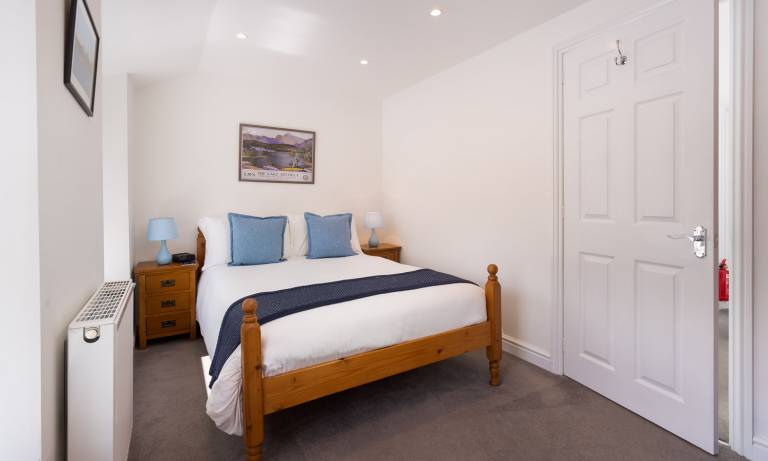 Cottage with 2 rooms for 4 persons — photo 3
