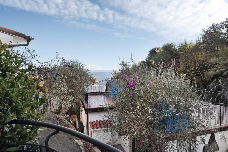 Apartment Casa gioia with Sea View, Garden and Wi-Fi — photo 2