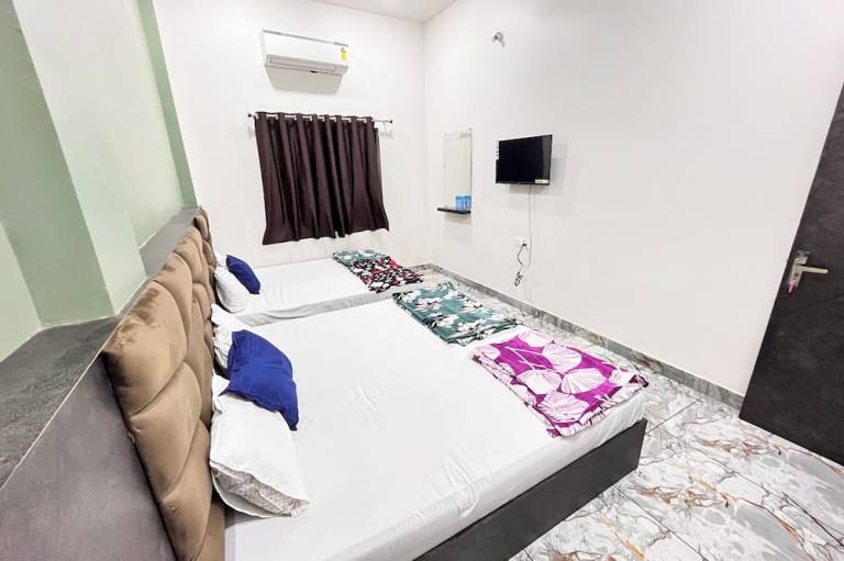 Hotel Shree Bageshwar Inn