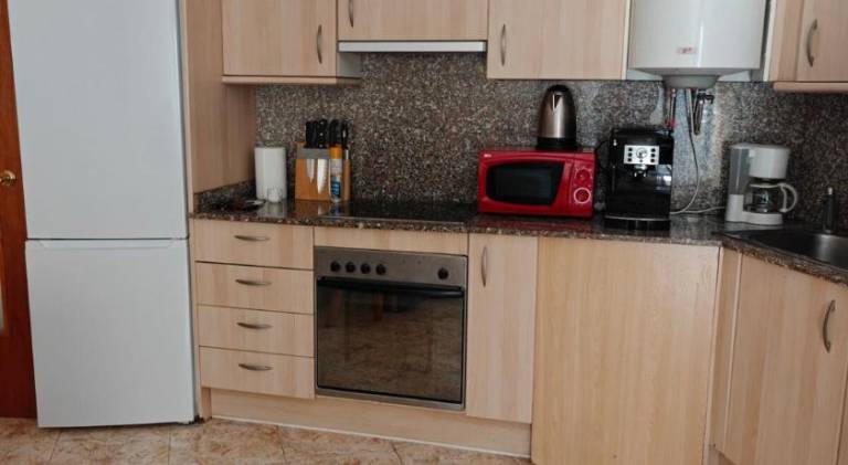 Apartment with 1 room for 4 persons — photo 4