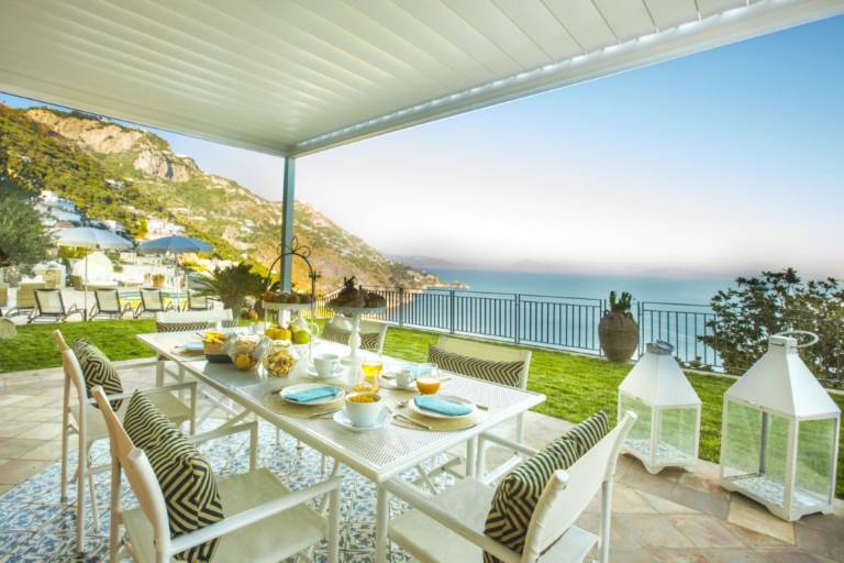 Children-friendly wonderful house with private pool & garden | Pets allowed — photo 3