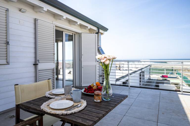 Child-friendly holiday apartment with pool | Beach view | Next to the beach | Dogs allowed — photo 2