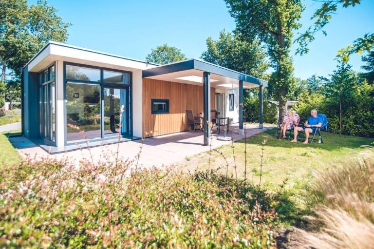 Luxurious fully furnished accommodation