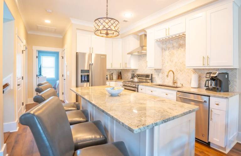 Vacation home with garden | Good for workation in Carolina Beach, NC
